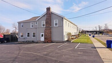 2650 Seneca St in West Seneca, NY - Building Photo - Building Photo