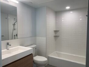 63 Bow St, Unit #1 in Somerville, MA - Building Photo - Building Photo