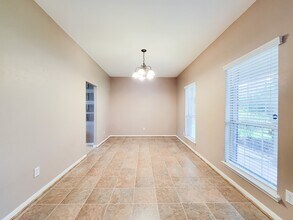 819 Arlington Ln in Rosenberg, TX - Building Photo - Building Photo