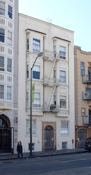 Gough Apartments in San Francisco, CA - Foto de edificio