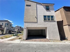 11611 Earth Stone Ave in Las Vegas, NV - Building Photo - Building Photo