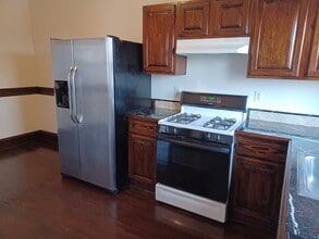 306 Madison Ave, Unit 306 Madison Ave in Bridgeport, CT - Building Photo - Building Photo