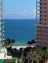 2200 NE 33rd Ave in Fort Lauderdale, FL - Building Photo