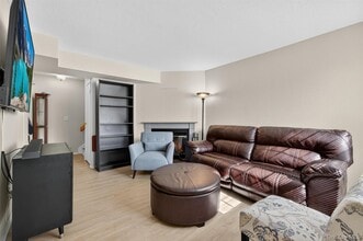 2117 Whispering Hills Dr in Chester, NY - Building Photo - Building Photo