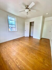 312 S 49th St, Unit B photo'