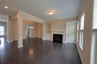 496 Sunset Park Dr in Suwanee, GA - Building Photo - Building Photo