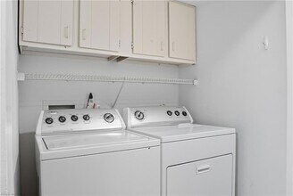 2421 Julie Ct in Virginia Beach, VA - Building Photo - Building Photo