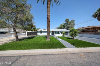2929 N 27th St in Phoenix, AZ - Building Photo - Building Photo