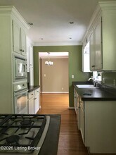 401 Winton Ln in Louisville, KY - Building Photo - Building Photo