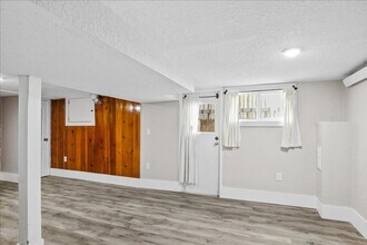 3007 Bent Ave, Unit Apt B in Cheyenne, WY - Building Photo - Building Photo