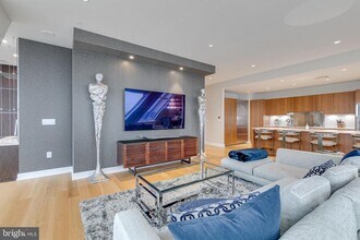 50 S 16th St in Philadelphia, PA - Foto de edificio - Building Photo