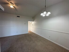 1533 S Liberty Ave in Homestead, FL - Building Photo - Building Photo