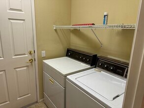 78464 Glastonbury Way in Palm Desert, CA - Building Photo - Building Photo