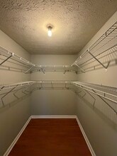 1394 N Crossing Dr NE, Unit 1394 in Atlanta, GA - Foto de edificio - Building Photo