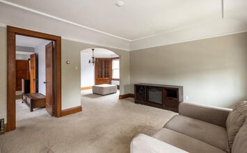 2664 N 61st St in Milwaukee, WI - Building Photo - Building Photo