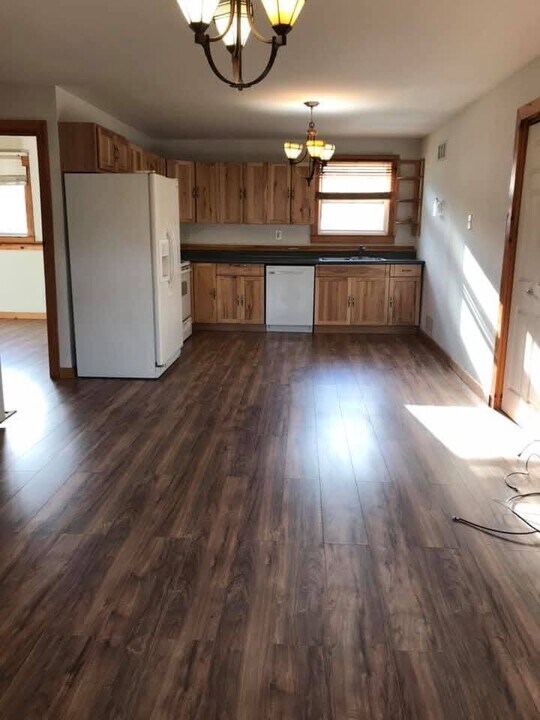 264 Chestnut St in Claremont, NH - Building Photo