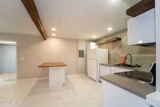 5455 Pelican Way, Unit B in St. Augustine, FL - Building Photo - Building Photo