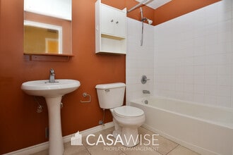 10024-10024 Jasper Ave in Edmonton, AB - Building Photo - Building Photo