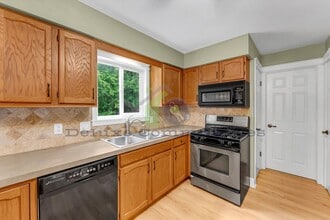 419 Harp St SE in Grand Rapids, MI - Building Photo - Building Photo