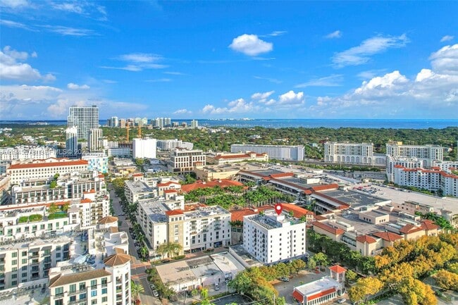 4220 Laguna St in Coral Gables, FL - Building Photo - Building Photo