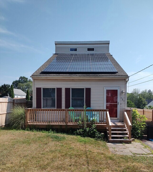 121 Prospect Ave in West Haven, CT - Building Photo