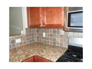 1639 Coleville Oak Ln in Lawrenceville, GA - Building Photo - Building Photo