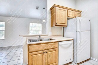 427 Lindsey St in San Marcos, TX - Building Photo - Building Photo