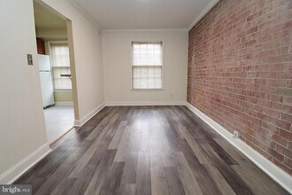 6010 Westchester Park Dr in College Park, MD - Building Photo - Building Photo