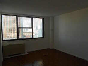 280 Marin Blvd, Unit 17T in Jersey City, NJ - Building Photo - Building Photo