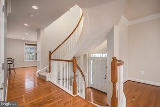 523 Triadelphia Way in Alexandria, VA - Building Photo - Building Photo