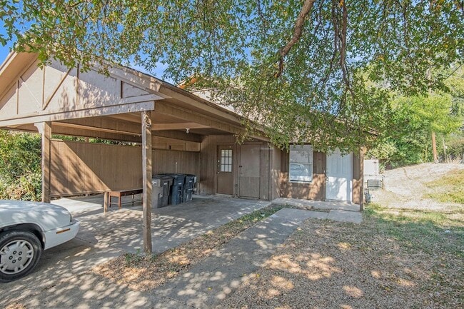 property at 6000 Calloway Ct