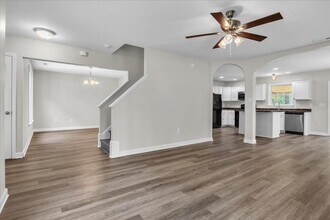 394 Ridge Rd in Jacksonville, NC - Building Photo - Building Photo