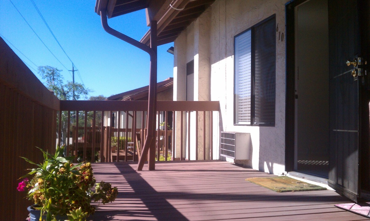 6358 Rancho Mission Rd in San Diego, CA - Building Photo