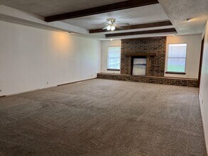 1820 Greenway Ave in Yukon, OK - Building Photo - Building Photo