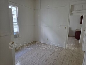 516 S Genois St in New Orleans, LA - Building Photo - Building Photo