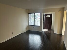 57 Birchwood Rd in Coram, NY - Building Photo