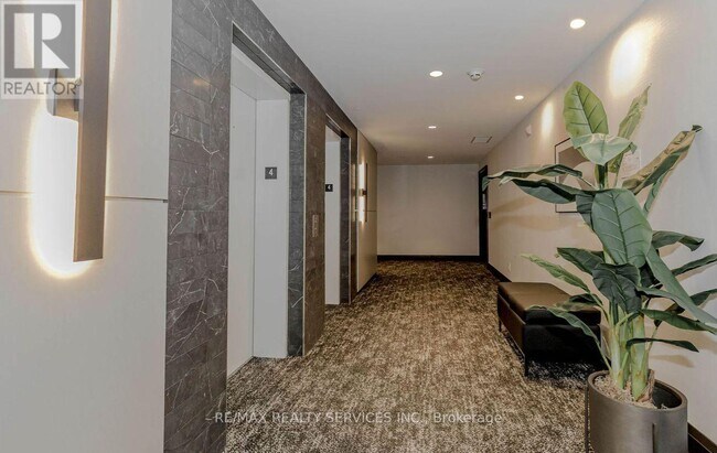 480 Gordon Krantz Ave in Milton, ON - Building Photo - Building Photo