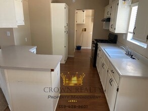 17634 Ave 232 in Lindsay, CA - Foto de edificio - Building Photo