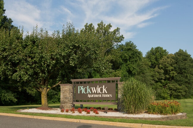 20 Church Rd in Maple Shade, NJ - Building Photo - Building Photo