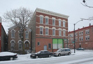 1900 S Throop St in Chicago, IL - Building Photo - Building Photo