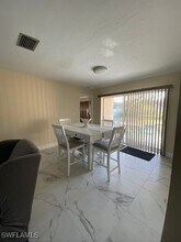 102 SE 43rd Terrace in Cape Coral, FL - Building Photo - Building Photo