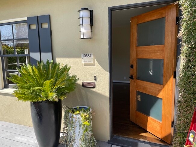 10887 Flaxton St, Unit 10887 Flaxton in Culver City, CA - Building Photo - Building Photo