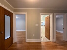 1160 Monroe Ave, Unit Apt B in Rochester, NY - Building Photo