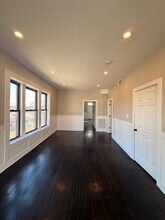 3651 W Grenshaw St in Chicago, IL - Building Photo - Building Photo