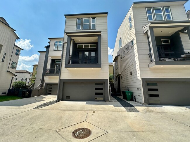 property at 1537 W 24th St