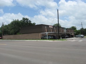 Normandy Apartments in Beeville, TX - Building Photo - Building Photo