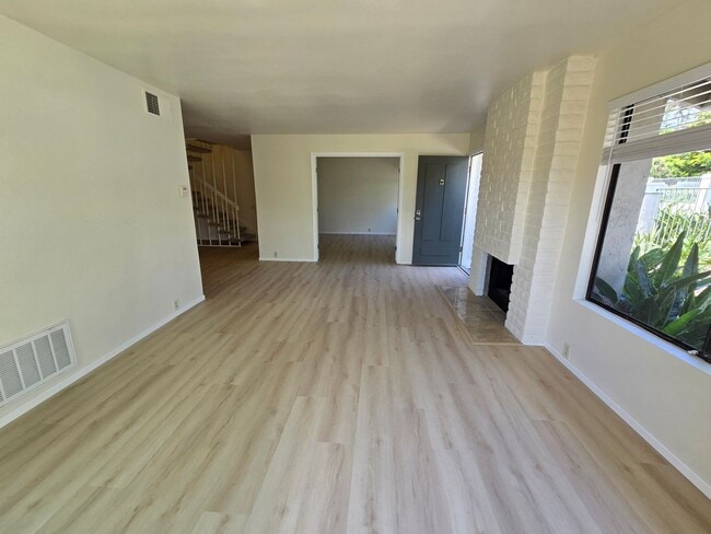 7808 Camino Noguera in San Diego, CA - Building Photo - Building Photo