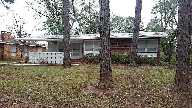2312 Whispering Pines Rd