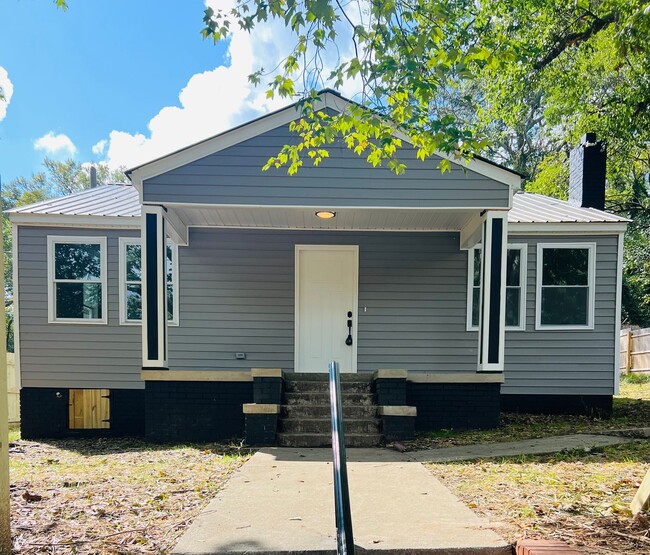 property at 520 Thomas St