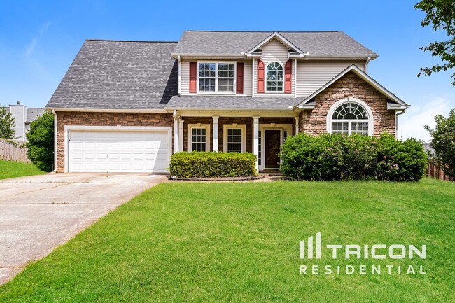 property at 157 Vinings Dr